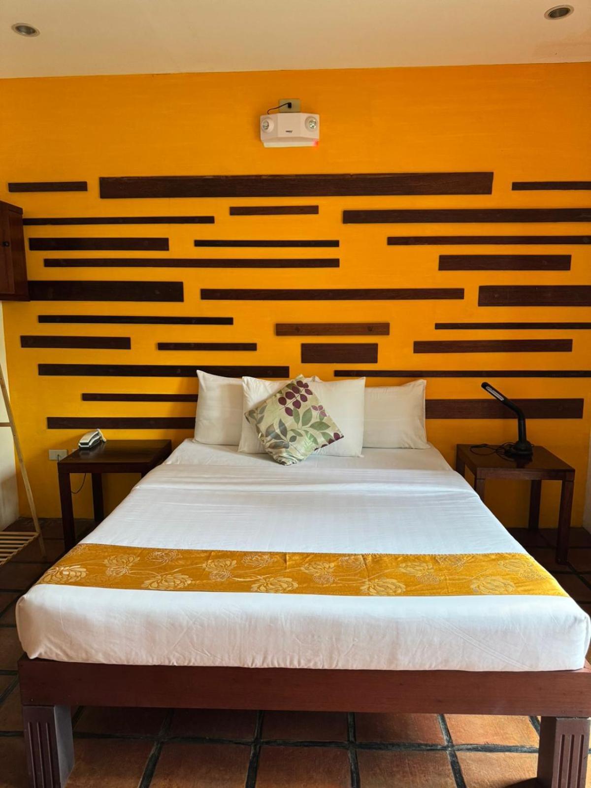 Acacia Tree Garden Hotel Puerto Princesa